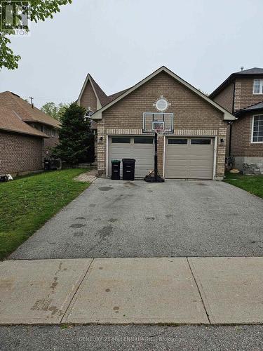 89 MASTERS DRIVE  Barrie, ON L4M 6W8