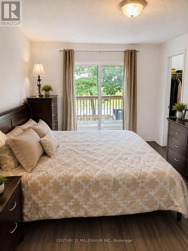 89 Masters Drive, Barrie, ON - Indoor Photo Showing Bedroom