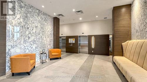 404 - 2055 Danforth Avenue, Toronto, ON - Indoor Photo Showing Other Room