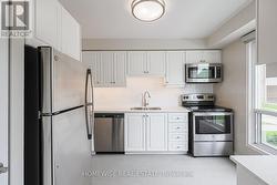 25 - 560 WAVERLY STREET N Oshawa, ON L1J 5Y4