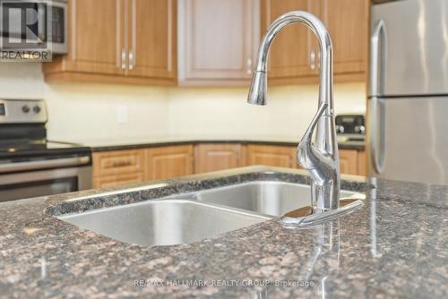 206 - 310 Centrum Boulevard, Ottawa, ON - Indoor Photo Showing Kitchen With Double Sink