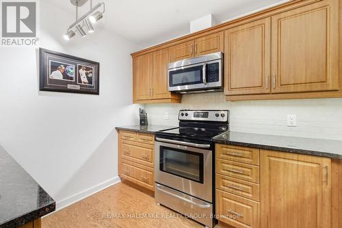 206 - 310 Centrum Boulevard, Ottawa, ON - Indoor Photo Showing Kitchen