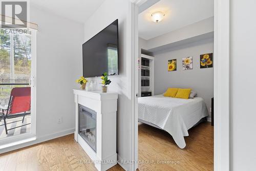 206 - 310 Centrum Boulevard, Ottawa, ON - Indoor Photo Showing Bedroom