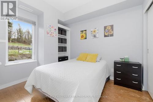 206 - 310 Centrum Boulevard, Ottawa, ON - Indoor Photo Showing Bedroom