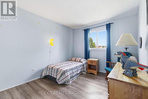 751 Clearcrest Crescent, Ottawa, ON - Indoor Photo Showing Bedroom