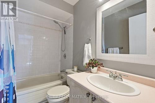 751 Clearcrest Crescent, Ottawa, ON - Indoor Photo Showing Bathroom