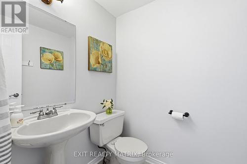 751 Clearcrest Crescent, Ottawa, ON - Indoor Photo Showing Bathroom