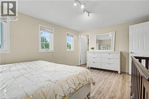 332 Brembel Crescent, Kitchener, ON - Indoor Photo Showing Bedroom