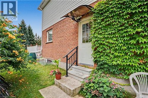 332 Brembel Crescent, Kitchener, ON - Outdoor