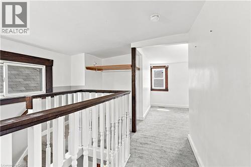 570 Cannon Street E, Hamilton, ON - Indoor Photo Showing Other Room