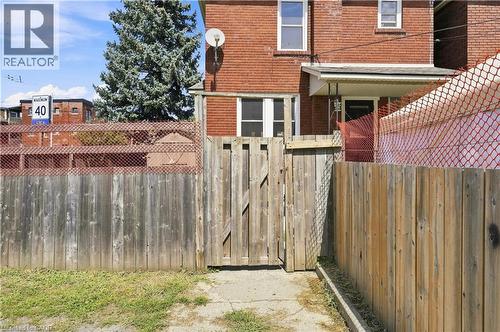 570 Cannon Street E, Hamilton, ON - Outdoor With Exterior