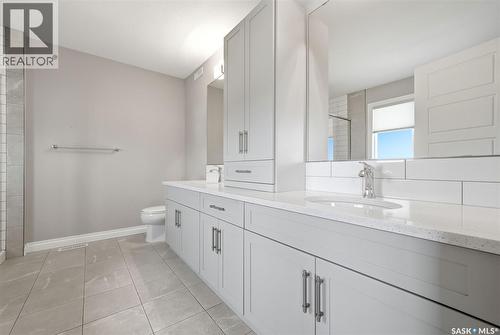 5148 Green Crescent, Regina, SK - Indoor Photo Showing Bathroom