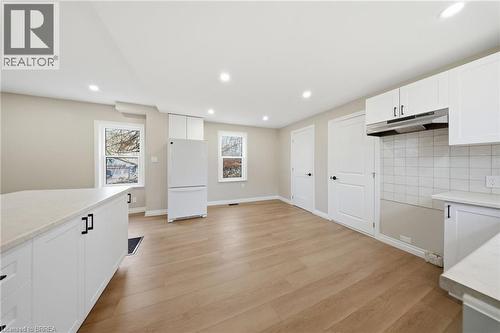 17 Able Avenue, Brantford, ON - Indoor