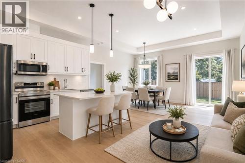 7966 Fallon Drive Unit# 18, Lucan Biddulph (Twp), ON - Indoor Photo Showing Kitchen With Upgraded Kitchen