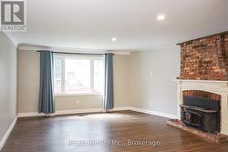 MAIN FLOOR - 3204 SAINT PAUL AVENUE Niagara Falls (Church's Lane), ON L2J 2M1