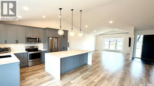 23 Chow Crescent, Outlook, SK - Indoor Photo Showing Kitchen With Upgraded Kitchen