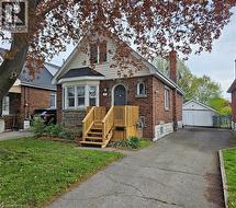 75 BARONS Avenue S  Hamilton, ON L8K 2Y4