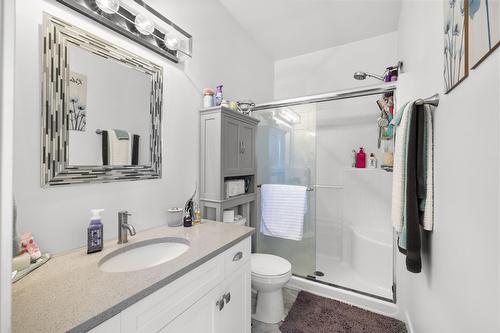 210 Main St, Selkirk, MB - Indoor Photo Showing Bathroom