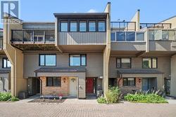14 - 290 CATHCART STREET Ottawa, ON K1N 5C4