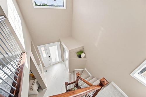 72 Michaud Crescent, Winnipeg, MB - Indoor Photo Showing Other Room