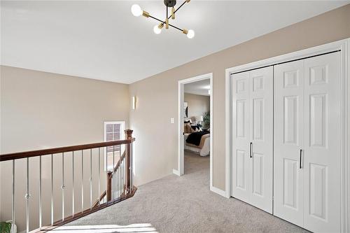 72 Michaud Crescent, Winnipeg, MB - Indoor Photo Showing Other Room