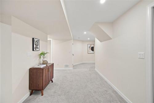 72 Michaud Crescent, Winnipeg, MB - Indoor Photo Showing Other Room