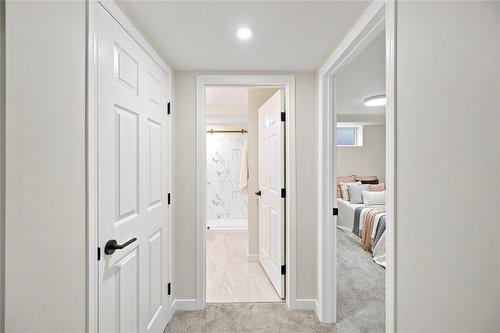 72 Michaud Crescent, Winnipeg, MB - Indoor Photo Showing Other Room
