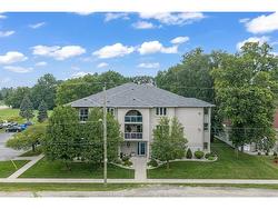 306-4850 GRAND Boulevard Windsor, ON N8T 3K9