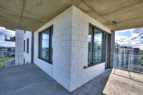 901-3659 Av. Jean-Béraud , Laval (Chomedey), QC H7T 0R6 4