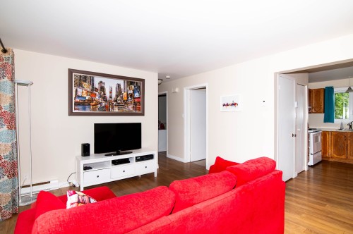 Salon - C-902 Av. Gagné, La Pocatière, QC - Indoor