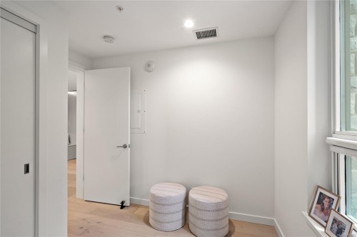 #222-2000 Hannington Rd, Langford, BC - Indoor Photo Showing Other Room