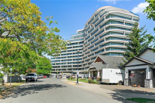 #222-2000 Hannington Rd, Langford, BC - Outdoor
