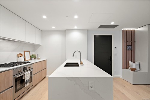 #222-2000 Hannington Rd, Langford, BC - Indoor Photo Showing Kitchen With Double Sink