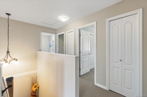 6191 Garside Rd, Nanaimo, BC 