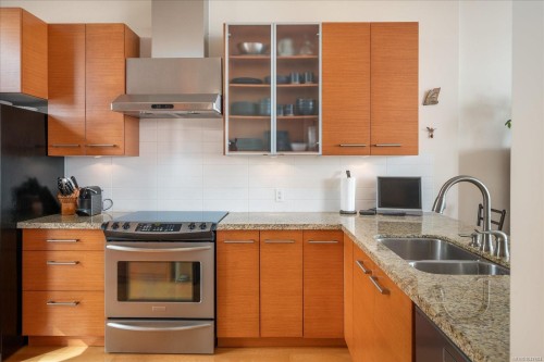 #Th24-38 Front St, Nanaimo, BC 