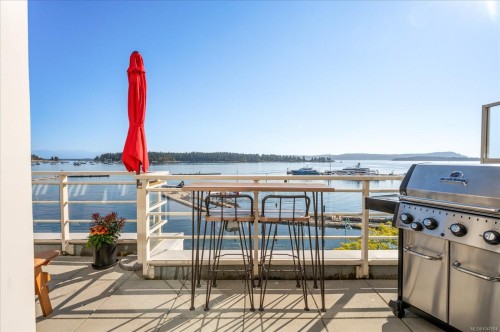 #Th24-38 Front St, Nanaimo, BC 