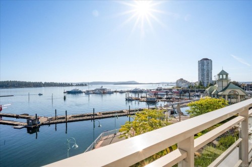 #Th24-38 Front St, Nanaimo, BC 