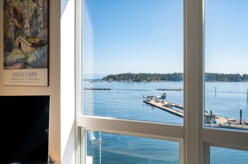 #Th24-38 Front St, Nanaimo, BC 