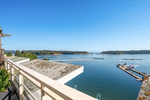 #Th24-38 Front St, Nanaimo, BC 