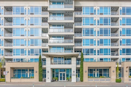 #Th24-38 Front St, Nanaimo, BC 