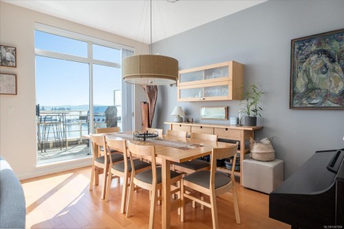 #Th24-38 Front St, Nanaimo, BC 