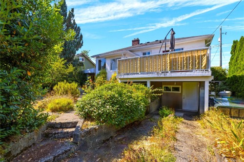 425 White St, Ladysmith, BC 