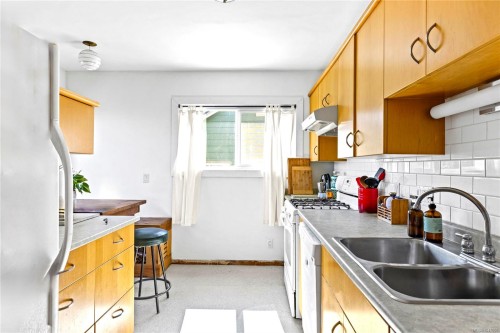 425 White St, Ladysmith, BC 