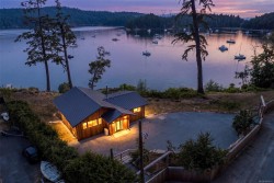 479 Montague Park Rd Galiano Island, BC V0N 1P0