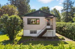 2386 Rue St-Charles  Val-David, QC J0T 2N0