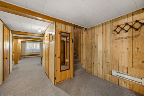 Family Room - 2386 Rue St-Charles, Val-David, QC - Indoor Photo Showing Other Room