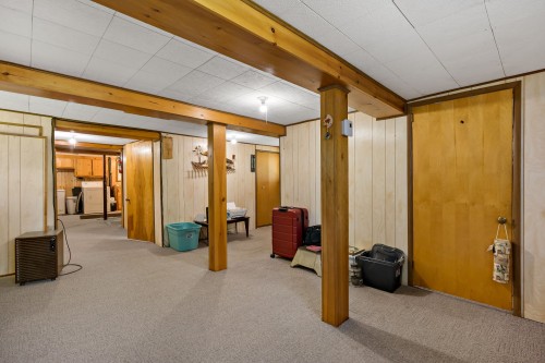 Family Room - 2386 Rue St-Charles, Val-David, QC - Indoor Photo Showing Basement