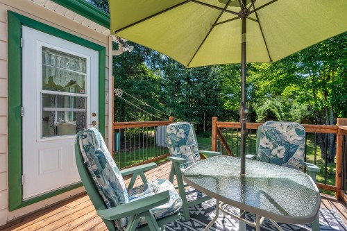 Patio - 2386 Rue St-Charles, Val-David, QC - Outdoor With Deck Patio Veranda With Exterior