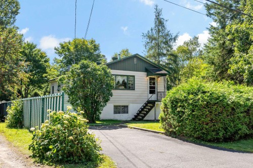 Front of Structure - 2386 Rue St-Charles, Val-David, QC - Outdoor