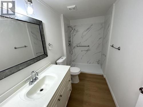7624 Ruby Crescent, Prince George, BC - Indoor Photo Showing Bathroom